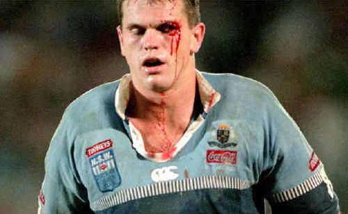 Paul Harragon of the Blues goes to the blood bin during game three of the State Of Origin series between the Blues and Maroons in 1997. Paul Harragon of the Blues goes to the blood bin during game three of the State Of Origin series between the Blues and Maroons in 1997.